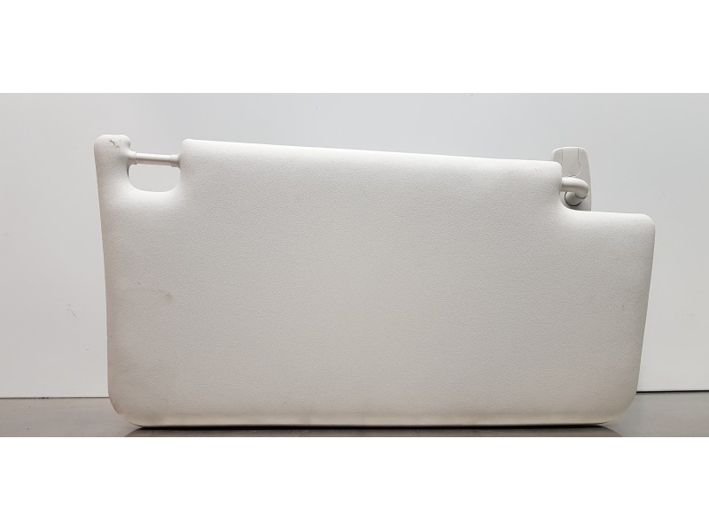 Recambio de parasol izquierdo para jeep renegade limited 4x2 referencia OEM IAM 735734806  