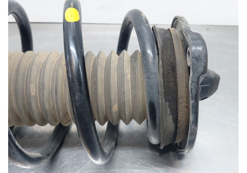 Recambio de amortiguador delantero derecho para mercedes-benz vito mixto (447) combi referencia OEM IAM   