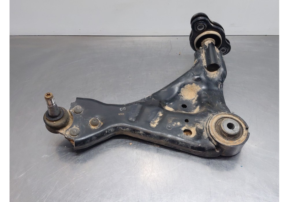 Recambio de brazo suspension inferior delantero izquierdo para mercedes-benz vito mixto (447) combi referencia OEM IAM   