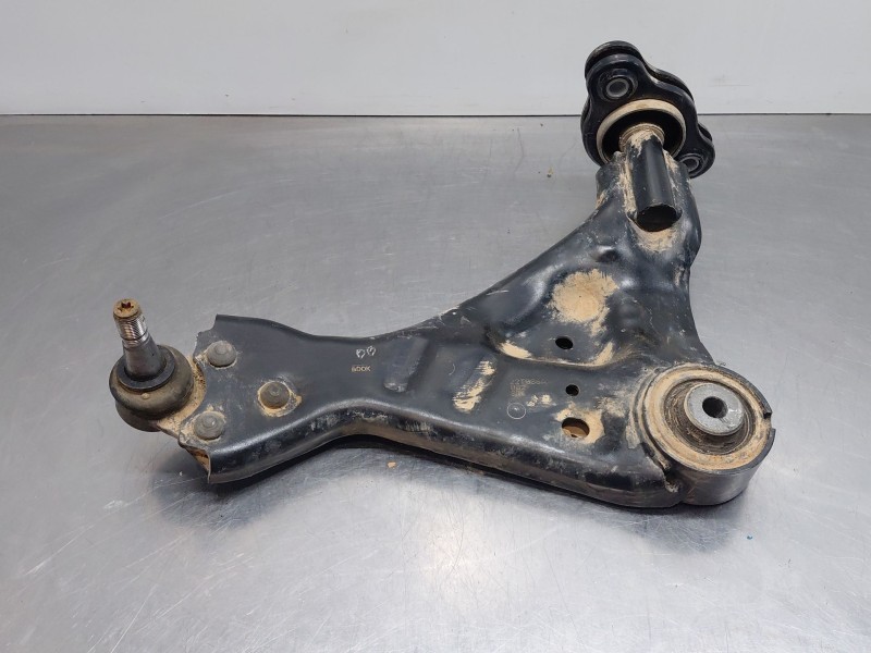 Recambio de brazo suspension inferior delantero izquierdo para mercedes-benz vito mixto (447) combi referencia OEM IAM   