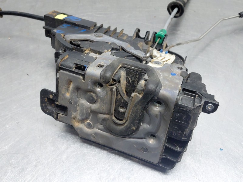 Recambio de cerradura puerta delantera derecha para mercedes-benz vito mixto (447) combi referencia OEM IAM   