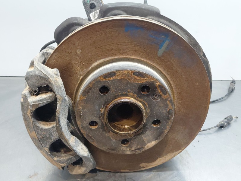 Recambio de mangueta delantera derecha para mercedes-benz vito mixto (447) combi referencia OEM IAM   