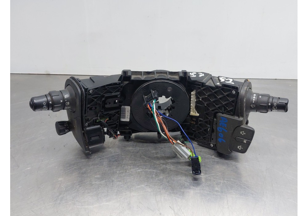 Recambio de mando multifuncion para renault grand scénic ii (jm0/1_) 1.9 dci (jm14) referencia OEM IAM   