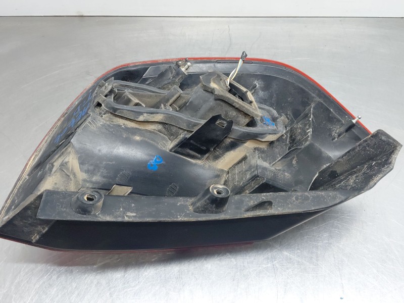 Recambio de piloto trasero derecho para renault grand scénic ii (jm0/1_) 1.9 dci (jm14) referencia OEM IAM   