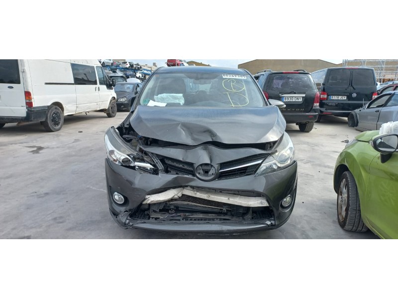 toyota verso del año 2013