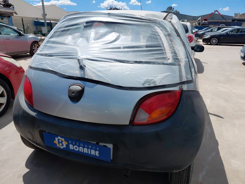ford ka (rb_) del año 2002