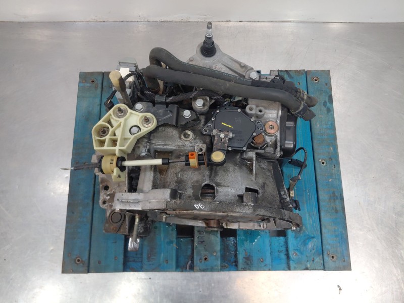 Recambio de caja cambios para renault scénic ii (jm0/1_) 2.0 (jm05, jm0u, jm1n, jm1u, jm2v) referencia OEM IAM 8200082084  