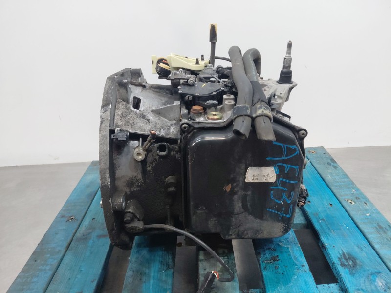Recambio de caja cambios para renault scénic ii (jm0/1_) 2.0 (jm05, jm0u, jm1n, jm1u, jm2v) referencia OEM IAM 8200082084  