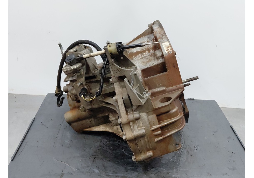 Recambio de caja cambios para renault scénic ii (jm0/1_) 1.9 dci (jm14) referencia OEM IAM 7711135752 8200128325 