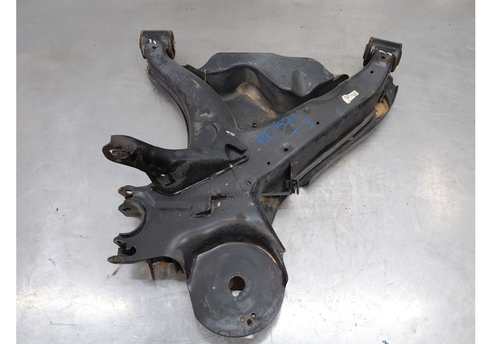 Recambio de brazo suspension inferior trasero izquierdo para mercedes-benz vito mixto (447) combi referencia OEM IAM A4473505300