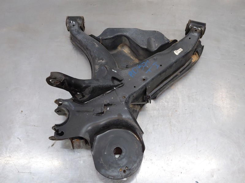 Recambio de brazo suspension inferior trasero izquierdo para mercedes-benz vito mixto (447) combi referencia OEM IAM A4473505300