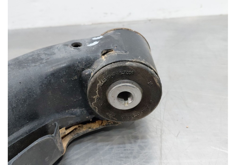 Recambio de brazo suspension inferior trasero izquierdo para mercedes-benz vito mixto (447) combi referencia OEM IAM A4473505300