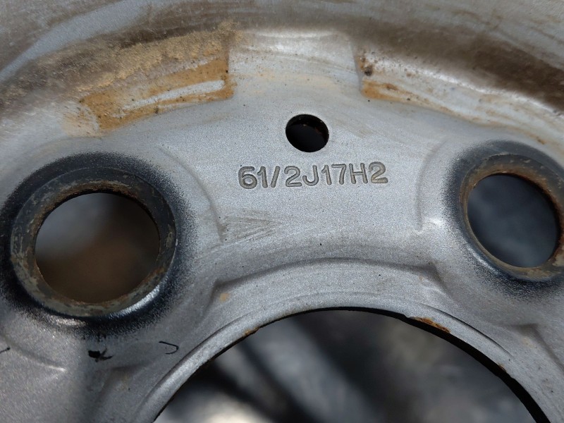 Recambio de llanta para mercedes-benz vito mixto (447) combi referencia OEM IAM A4474010201  