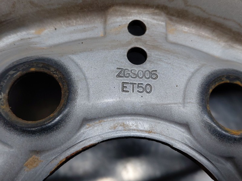 Recambio de llanta para mercedes-benz vito mixto (447) combi referencia OEM IAM A4474010201  