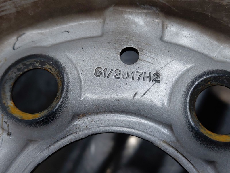 Recambio de llanta para mercedes-benz vito mixto (447) combi referencia OEM IAM A4474010201  