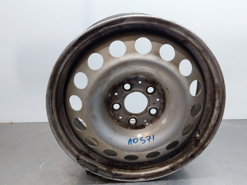 Recambio de llanta para mercedes-benz vito mixto (447) combi referencia OEM IAM A4474010201  