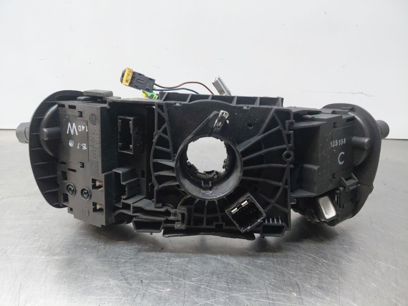 Recambio de mando multifuncion para renault scénic ii (jm0/1_) 1.9 dci (jm14) referencia OEM IAM 8200127728 7701060399 