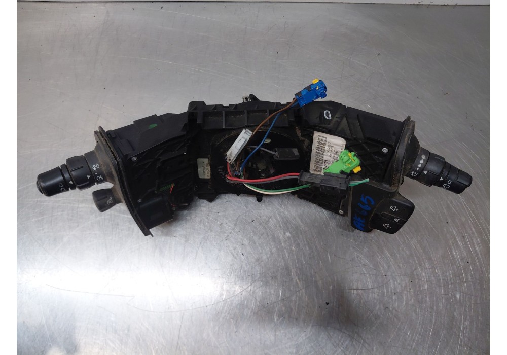 Recambio de mando multifuncion para renault scénic ii (jm0/1_) 1.9 dci (jm14) referencia OEM IAM 8200127728 7701060399 