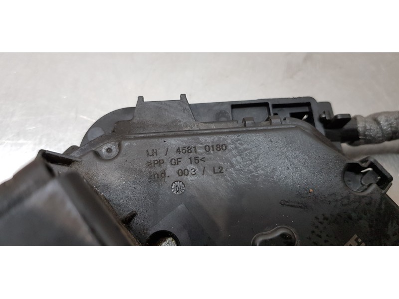 Recambio de cerradura puerta delantera izquierda para volkswagen caddy furgón/kombi kombi referencia OEM IAM 5TB837015A  