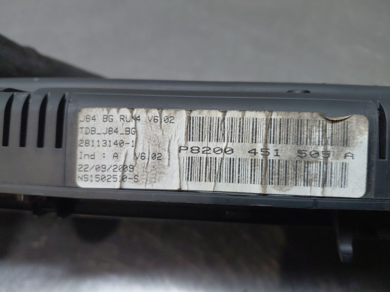 Recambio de cuadro instrumentos para renault scénic ii (jm0/1_) 1.6 (jm0c, jm0j, jm1b) referencia OEM IAM 8200451505  