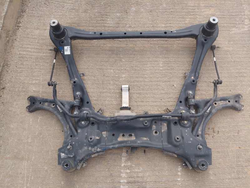Recambio de puente delantero para hyundai tucson hybrid referencia OEM IAM 62405N7050  