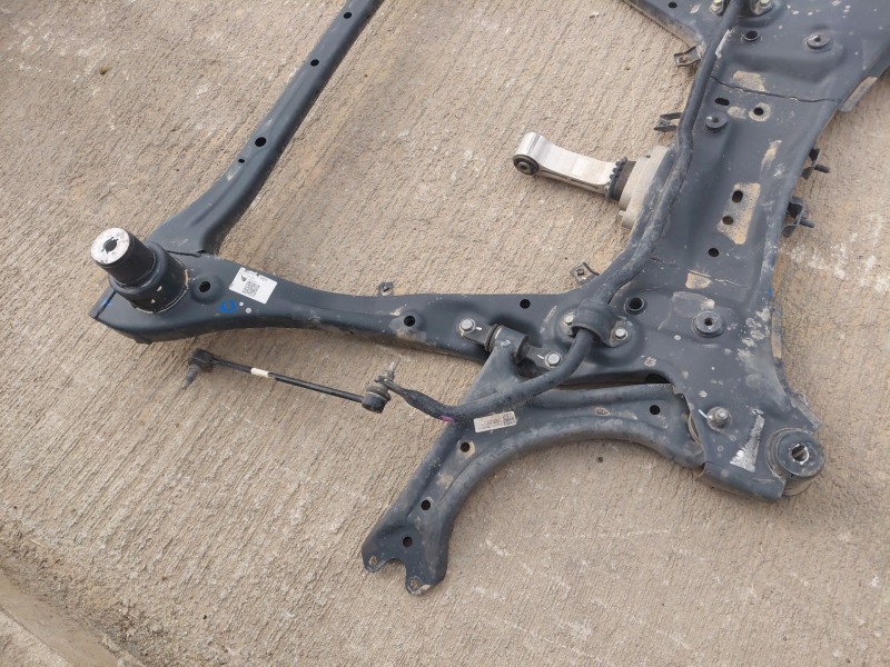 Recambio de puente delantero para hyundai tucson hybrid referencia OEM IAM 62405N7050  