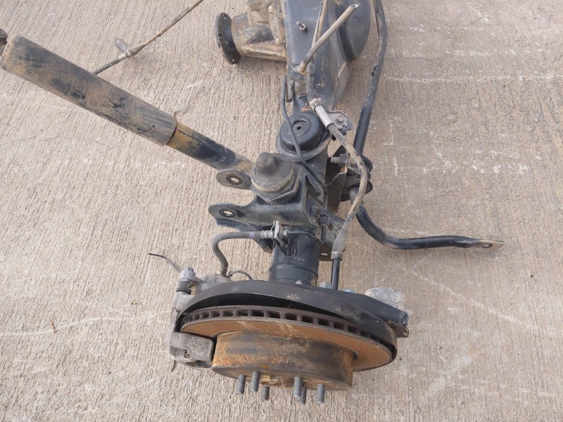 Recambio de puente trasero para nissan navara pick-up (np300) 4x4 referencia OEM IAM 430105JU0A  