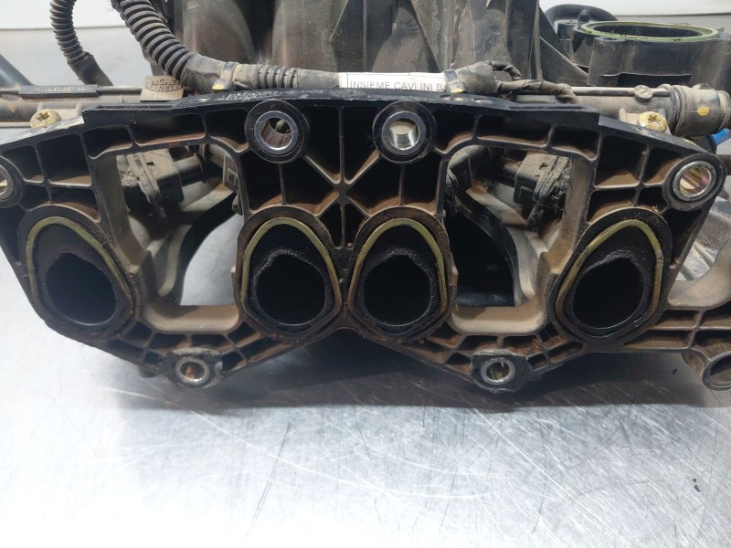 Recambio de colector admision para ford ka (ru8) 1.2 referencia OEM IAM 1863709  