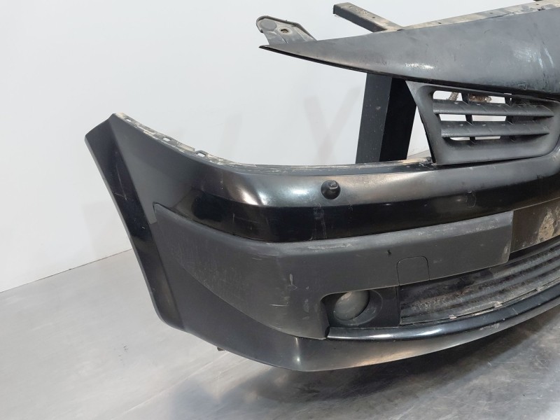 Recambio de paragolpes delantero para renault megane ii coupé-cabriolet (em0/1_) 1.9 dci referencia OEM IAM 7701476892  
