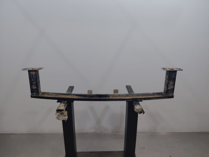 Recambio de travesaño inferior delantero para opel mokka x selective referencia OEM IAM 42607557  
