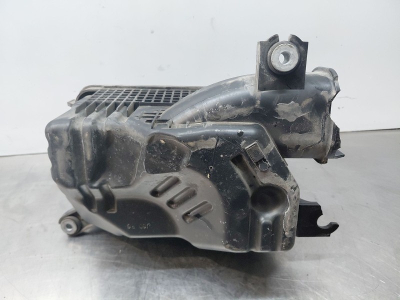 Recambio de filtro aire para kia carens iv 1.7 crdi referencia OEM IAM 28110A4200  