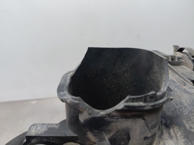 Recambio de filtro aire para kia carens iv 1.7 crdi referencia OEM IAM 28110A4200  