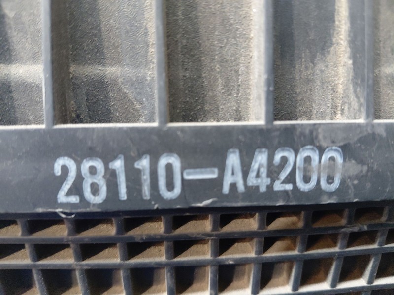 Recambio de filtro aire para kia carens iv 1.7 crdi referencia OEM IAM 28110A4200  