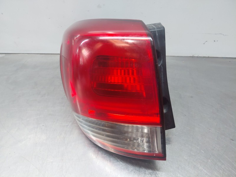 Recambio de piloto trasero izquierdo para kia carens iv 1.7 crdi referencia OEM IAM 92401A4010  