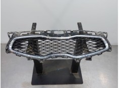 Recambio de rejilla delantera para kia carens iv 1.7 crdi referencia OEM IAM 86350A4010  