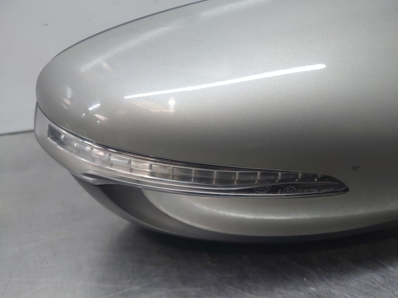 Recambio de retrovisor derecho para kia carens iv 1.7 crdi referencia OEM IAM 87620A4120  
