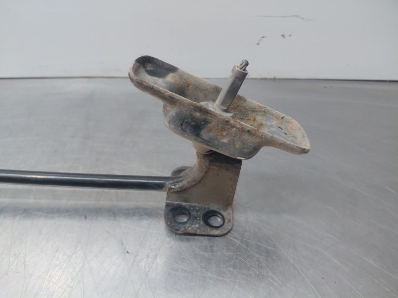 Recambio de soporte rueda repuesto para kia carens iv 1.7 crdi referencia OEM IAM 628501D000  