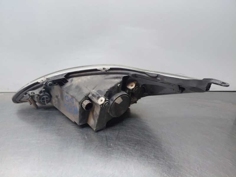 Recambio de faro derecho para ford ka (ru8) 1.2 referencia OEM IAM 1566724  