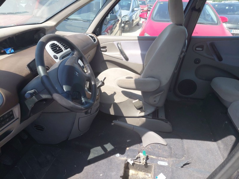 citroën xsara picasso (n68) del año 2002