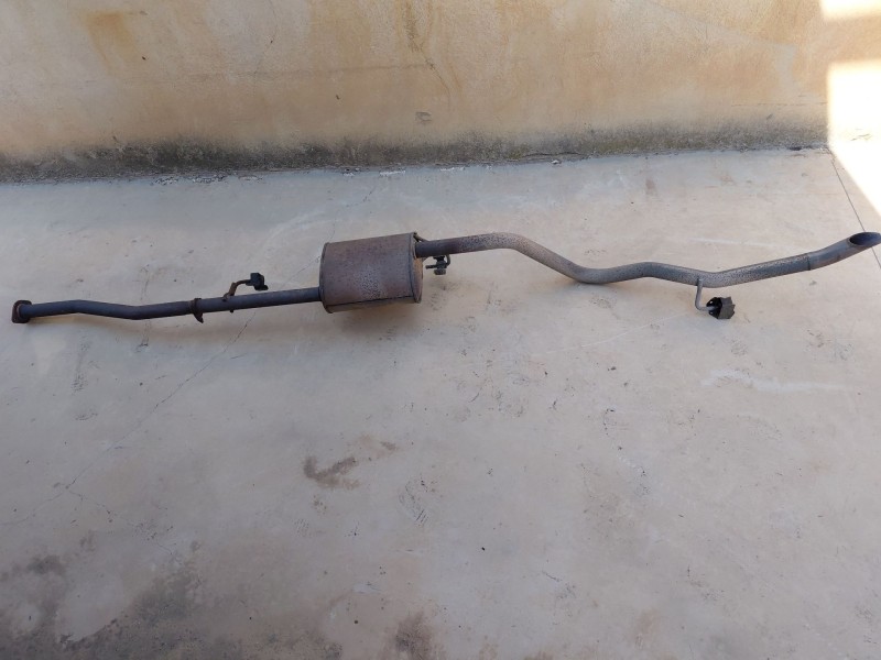 Recambio de silenciador trasero para nissan navara pick-up (np300) 4x4 referencia OEM IAM 201004JA1A  