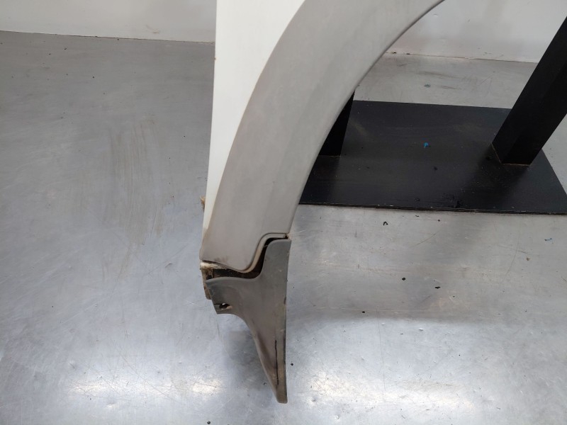 Recambio de aleta delantera derecha para nissan terrano ii (r20) 2.7 tdi 4wd referencia OEM IAM 631000X030  