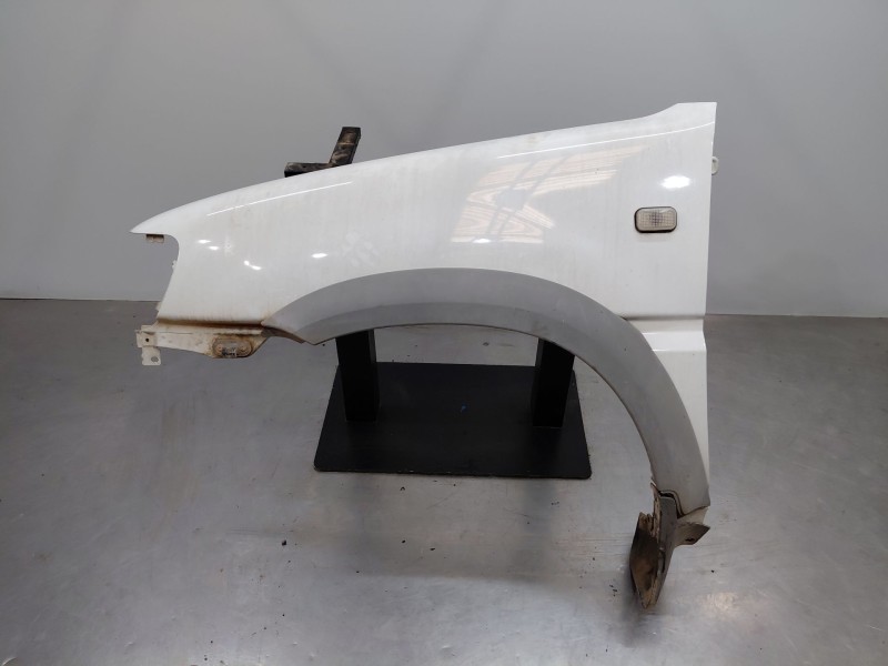 Recambio de aleta delantera izquierda para nissan terrano ii (r20) 2.7 tdi 4wd referencia OEM IAM 631010X030  