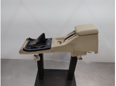 Recambio de apoyabrazos central para nissan terrano ii (r20) 2.7 tdi 4wd referencia OEM IAM 969100X800  
