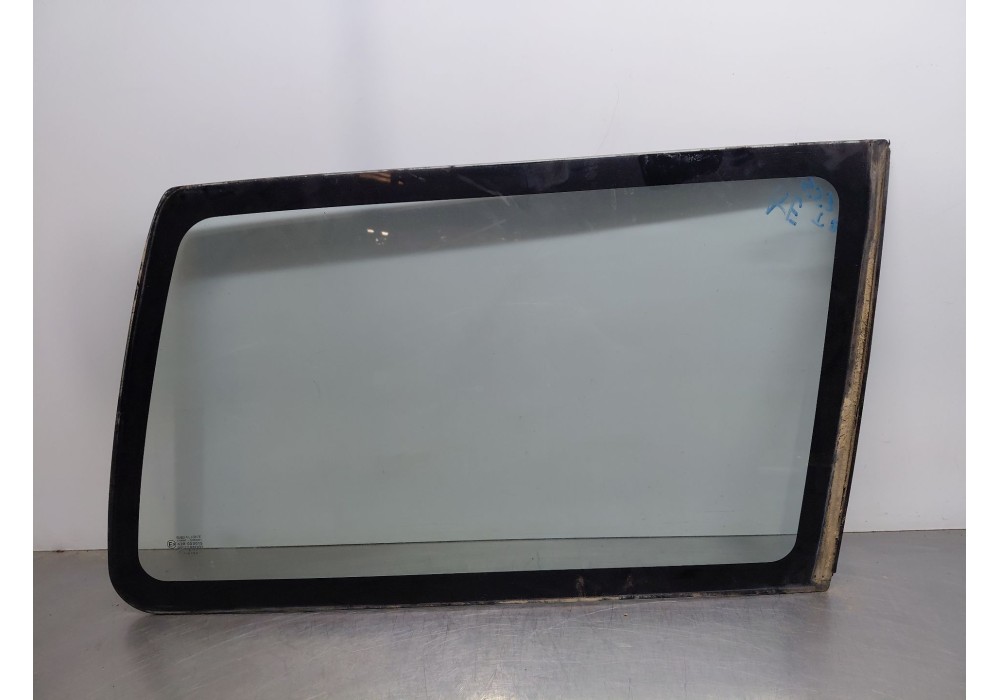Recambio de luna custodia trasera derecha para nissan terrano ii (r20) 2.7 tdi 4wd referencia OEM IAM   