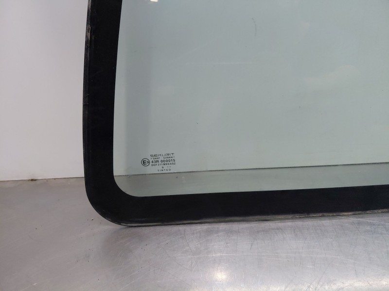 Recambio de luna custodia trasera derecha para nissan terrano ii (r20) 2.7 tdi 4wd referencia OEM IAM   