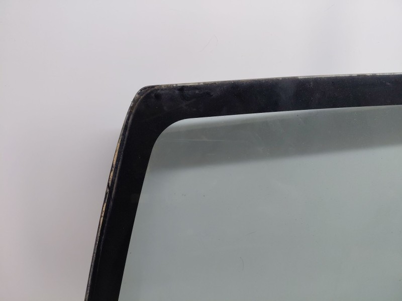 Recambio de luna custodia trasera derecha para nissan terrano ii (r20) 2.7 tdi 4wd referencia OEM IAM   