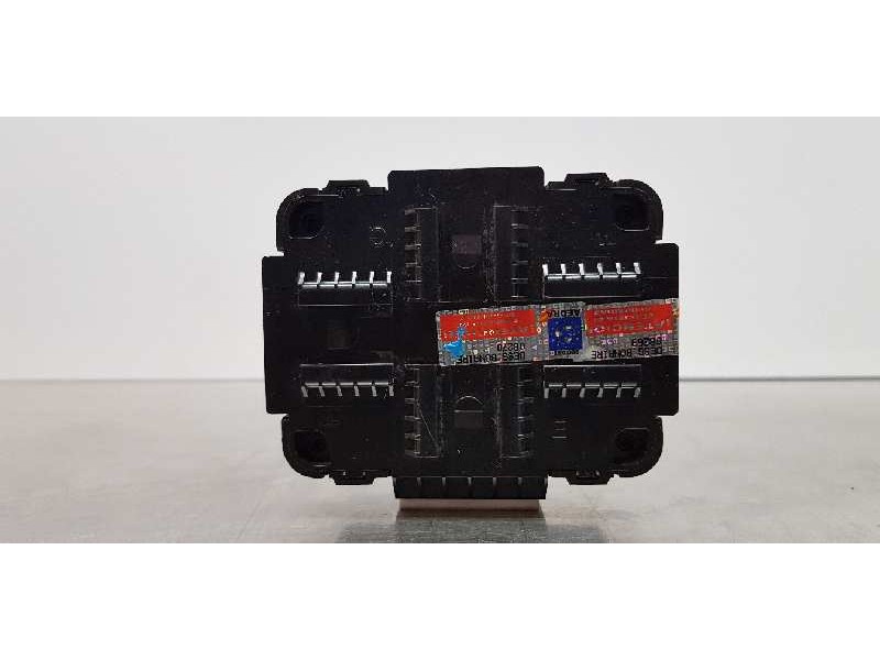 Recambio de modulo electronico para kia sportage basic 2wd referencia OEM IAM 95300D9AA0  