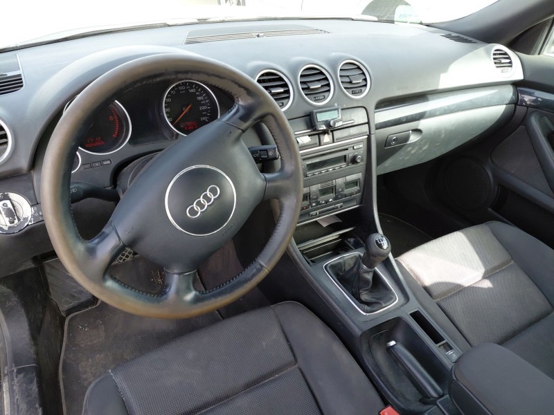 audi a4 b6 descapotable (8h7) del año 2003