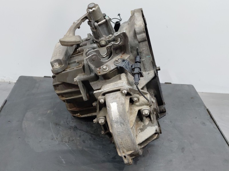 Recambio de caja cambios para opel zafira / zafira family b (a05) 1.9 cdti (m75) referencia OEM IAM MZ4  
