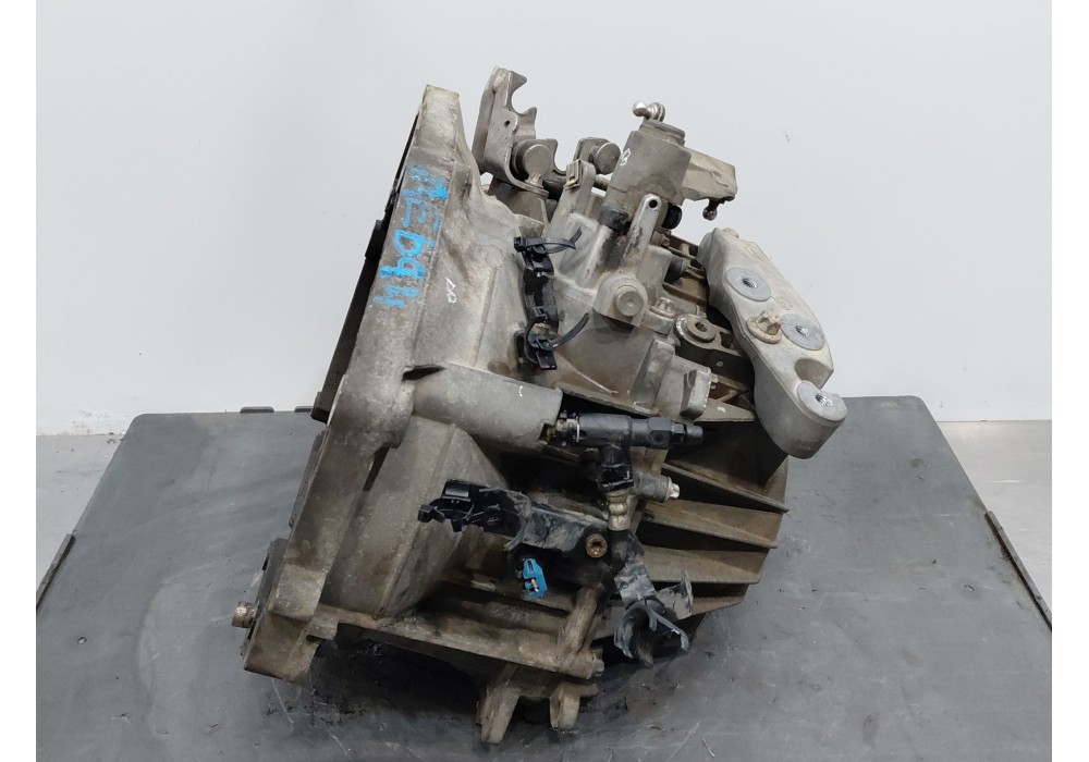 Recambio de caja cambios para opel zafira / zafira family b (a05) 1.9 cdti (m75) referencia OEM IAM MZ4  
